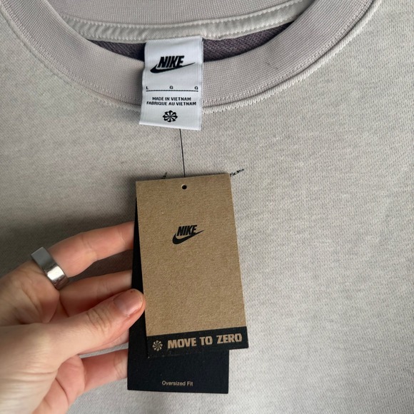 Nike Women's Oversized Fit Crewneck Sweatshirt Light Gray Size L - Picture 5 of 9